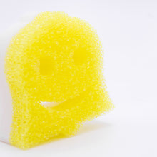 Načíst obrázek do prohlížeče Galerie, Scrub Mommy® Special Edition Bell (1 ks)