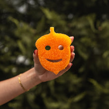 Načíst obrázek do prohlížeče Galerie, Scrub Mommy Special Edition - Žalud