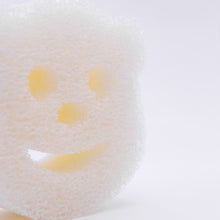 Načíst obrázek do prohlížeče Galerie, Scrub Mommy® Special Edition Bell (1 ks)