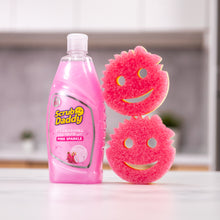 Načíst obrázek do prohlížeče Galerie, Prostředek na nádobí Scrub Daddy Pink Sparkle a houbičky Scrub Mommy v kuchyni