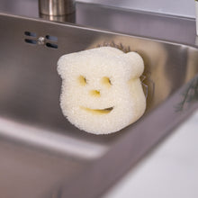 Načíst obrázek do prohlížeče Galerie, Scrub Mommy® Special Edition Bell (1 ks)
